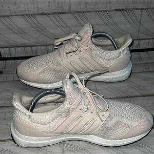 Adidas UltraBoost 5.0 DNA Women's Size 10 White Linen Running Shoes Sneakers